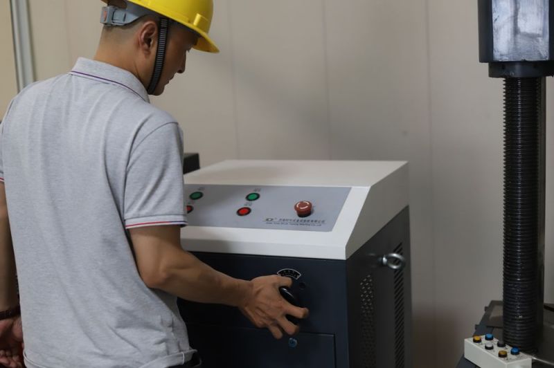 試驗機